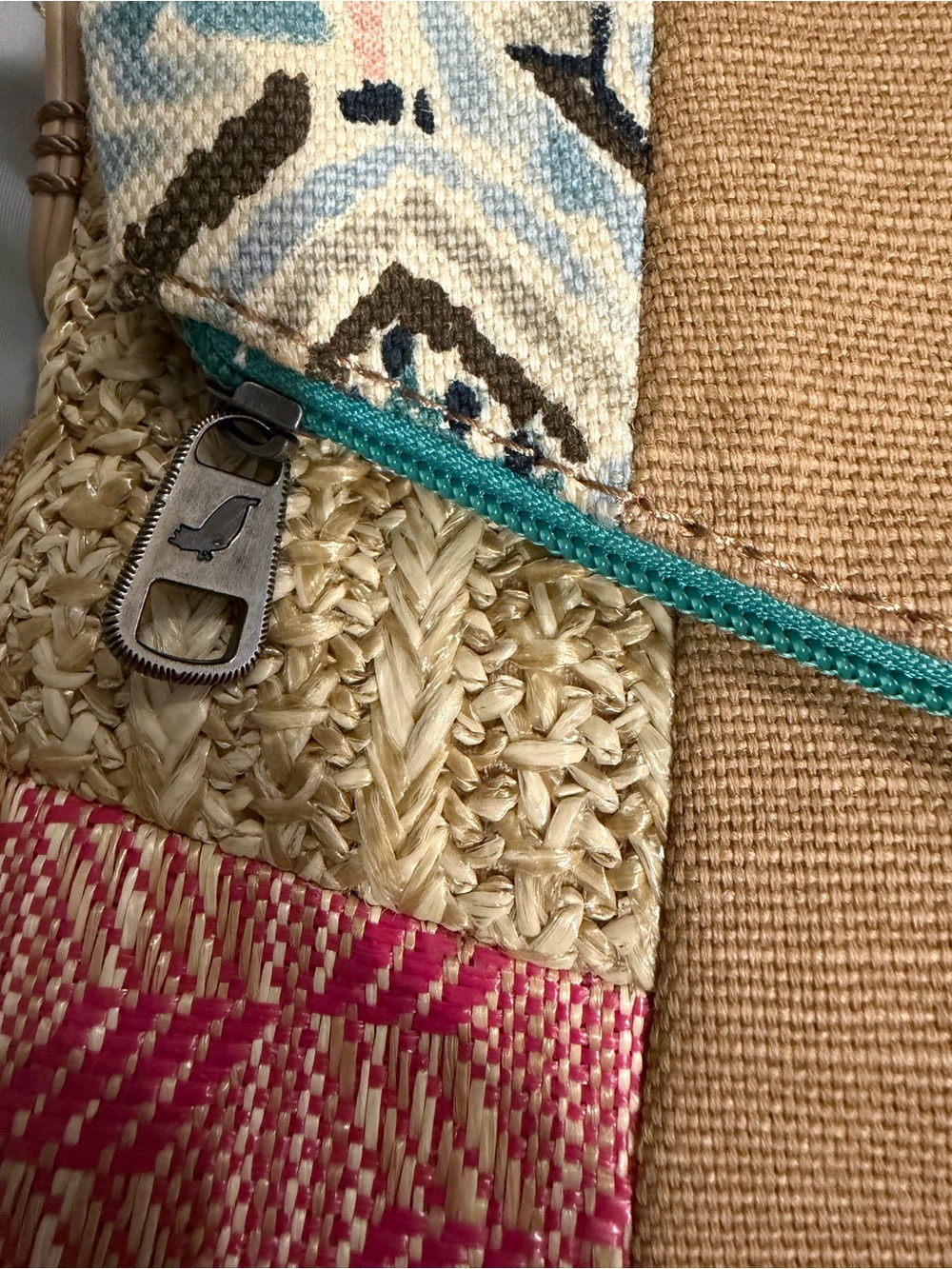 Sakroots/bohemian,free-spirited, & nature loving Cross-Body Bag for women. - Picture 8 of 15